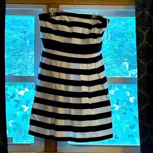 Strapless fun black and white striped dress